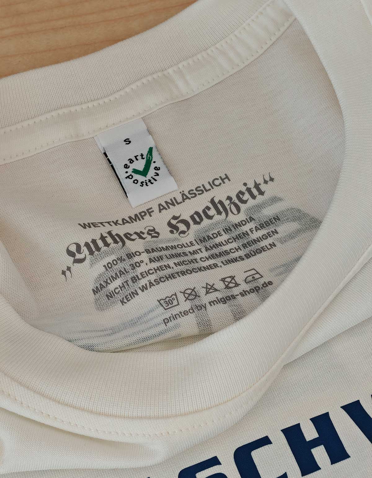 Event-T-Shirt mit Neckprint als Veranstaltungs-Merch